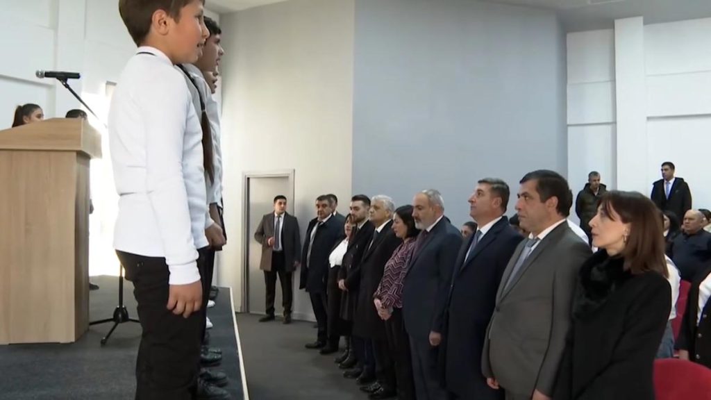 Կրթության խնդիրների թնջուկը Մեդիա հանուն Կրթության հկ-ի փոթքաստում